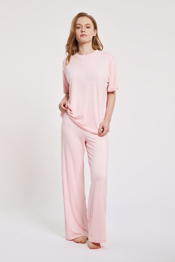 short-sleeve-and-long-pants-pajama-set-type-pink-k2