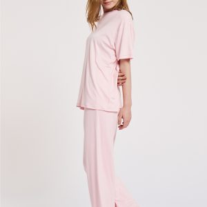 short-sleeve-and-long-pants-pajama-set-type-pink-k4