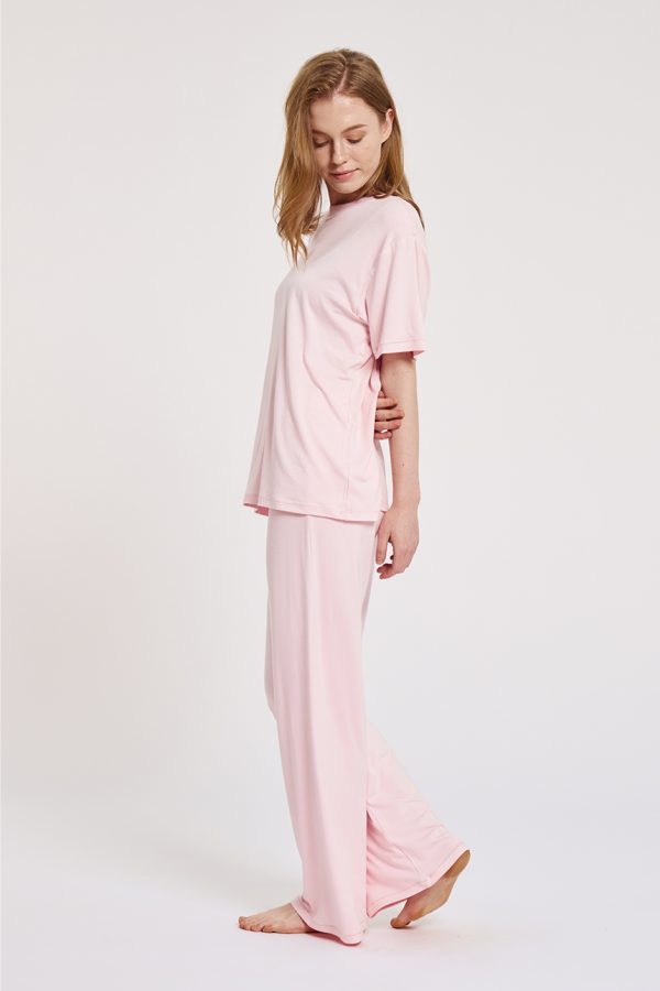 short-sleeve-and-long-pants-pajama-set-type-pink-k4